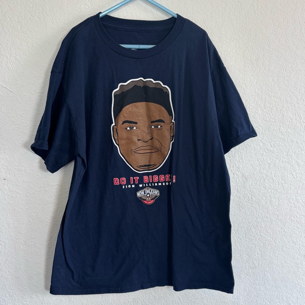 NBA Zion Williamson Pelicans T-Shirt Boys Large 🔥